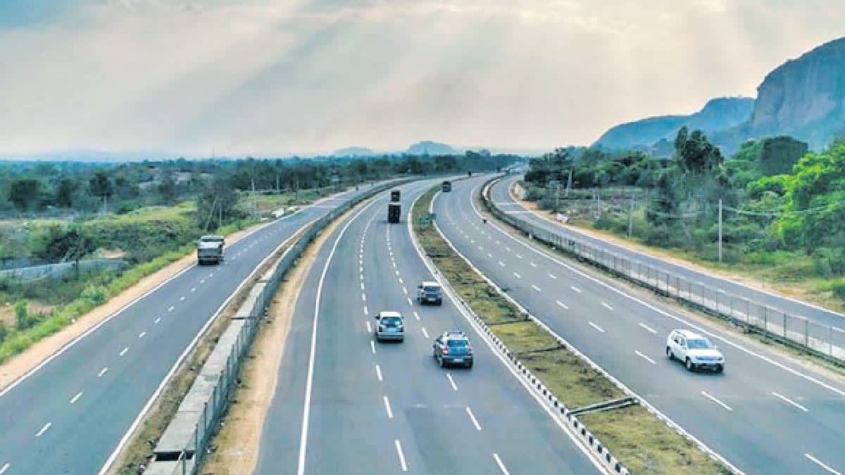 Bengaluru Techie Left Shocked by Hyderabad Traffic Speed