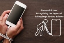 Phone Addiction Warning Signs You Should Never Ignore