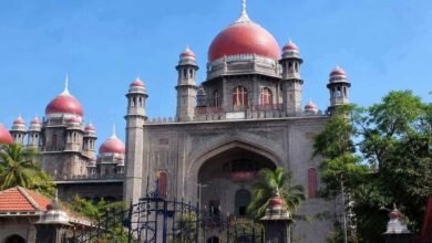 Telangana High Court building related to orders on illegal parking and footpath encroachments in Hyderabad