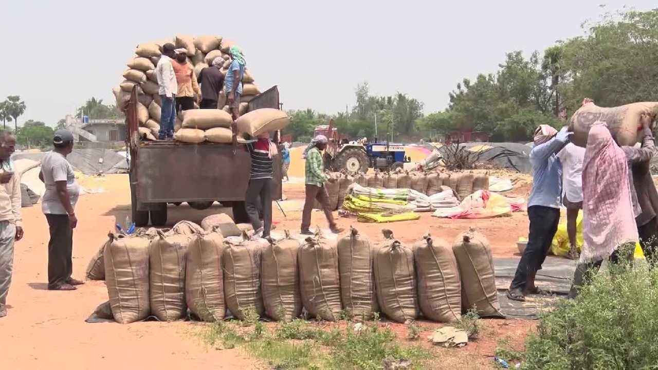 Telangana Paddy Procurement Delays Leave Farmers Under Pressure