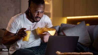Are You Eating Without Hunger Experts Advise Listening to Your Body Signals