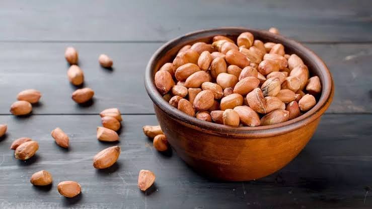 Peanuts A Simple Daily Snack That May Support Heart Health and Reduce Disease Risk Naturally
