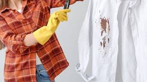 Smart Home Tricks to Remove Grease Stains from Clothes and Bring Back Fresh Shine Instantly