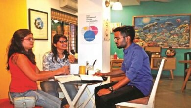 Work From Cafe Culture Becomes New Stress Relief Spot for Urban Professionals