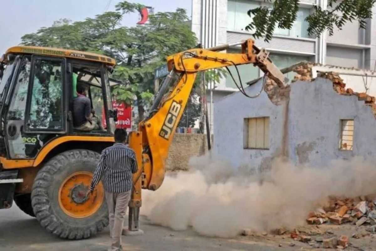 Residents living near the Yamuna floodplain in Delhi face uncertainty after O Zone demolition notices were issued by authorities