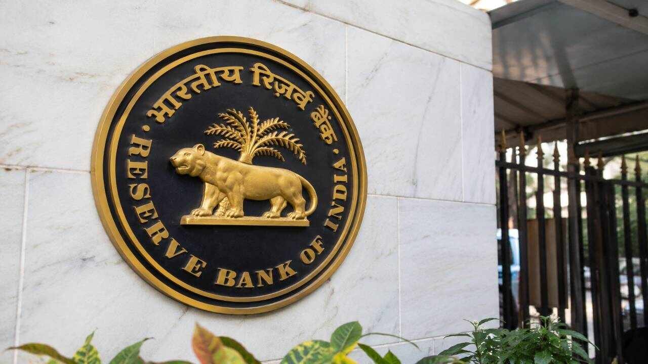 RBI New Rules for Credit Card Users: RBI Introduces New Rules to Protect Credit Card Users From Cyber Fraud