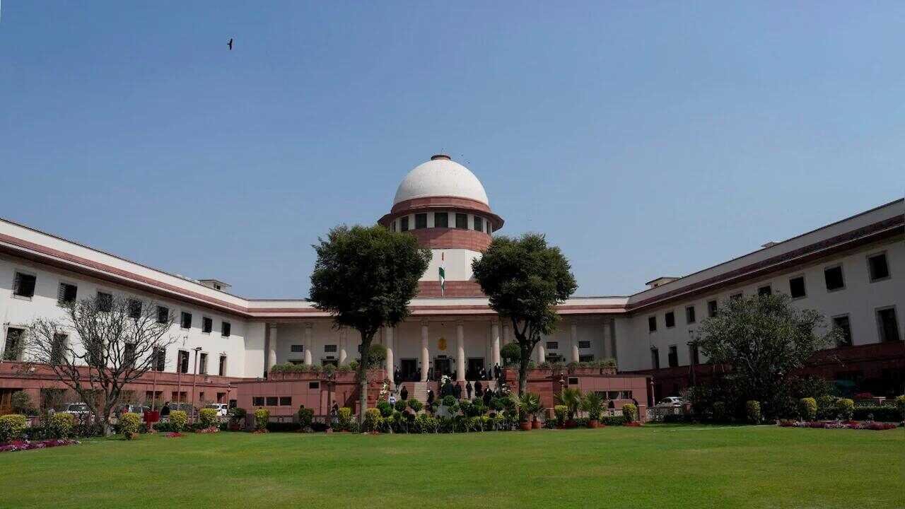 Supreme Court Honours Homemakers: Supreme Court Recognises Homemakers as Nation Builders in Landmark Compensation Verdict