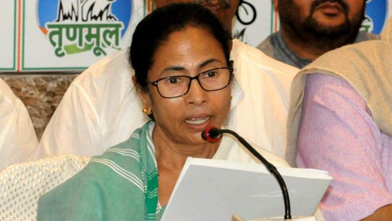 TMC Crisis Deepens in Bengal: TMC Faces Deepening Crisis as Mamata Banerjee Receives Legal Notice