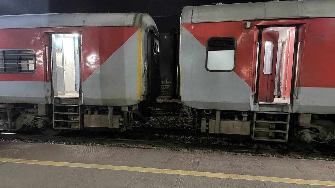 Yeshwanthpur Katihar Express coaches separated at Gooty Railway Station as railway staff carried out restoration work and safety inspections