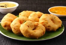 Crispy Medu Vada Recipe for a Delicious and Filling South Indian Meal