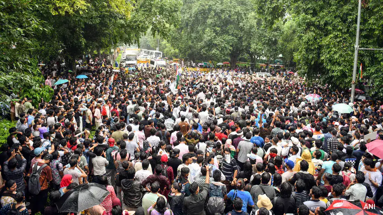 Delhi Government Grants Relief to Peaceful CJP Protesters While Criminal Cases Continue