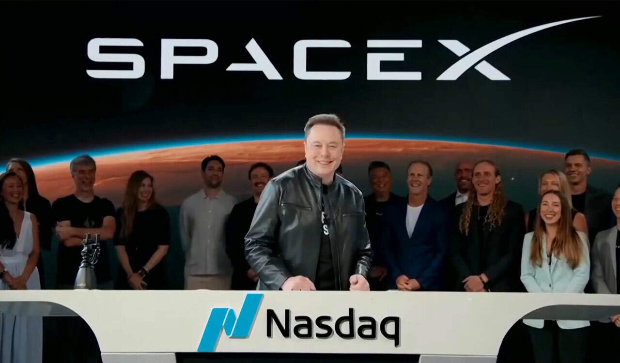 Elon Musk Becomes the World’s First Trillionaire After SpaceX Market Debut