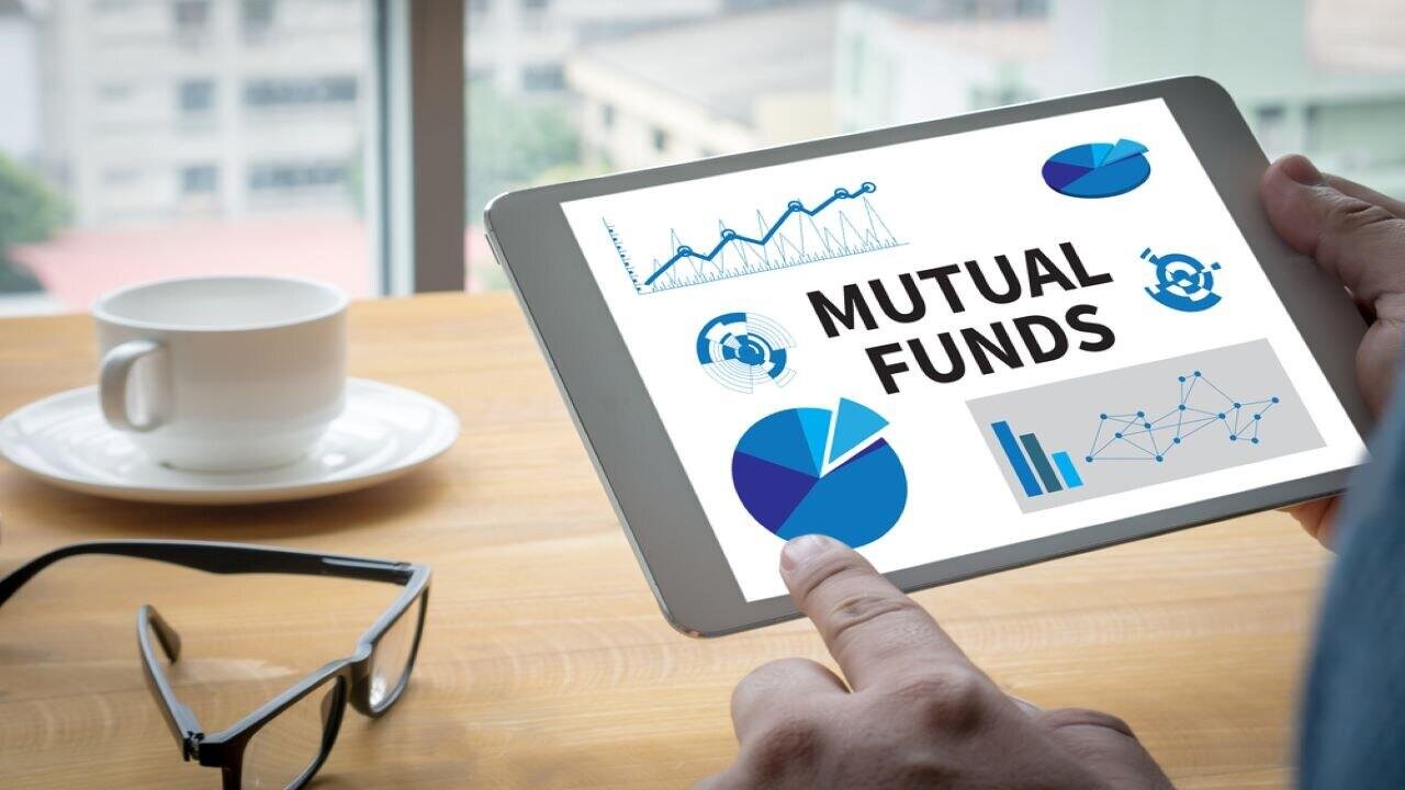 Hybrid Mutual Fund Turns Monthly SIP Into Nearly Rs 29 Lakh Wealth in 10 Years