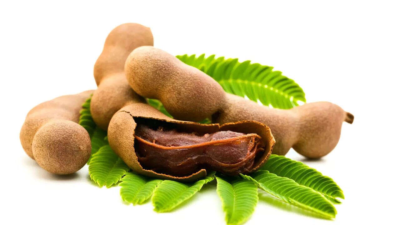 Tamarind Benefits: How This Tangy Fruit May Support Digestion, Heart Health and Immunity