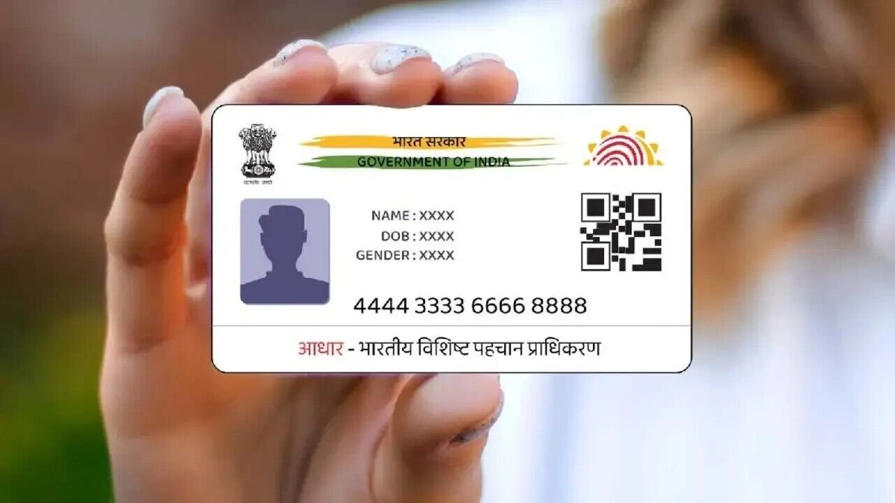 Government introduces Aadhaar based online transport services allowing citizens to access around 100 RTA services from home