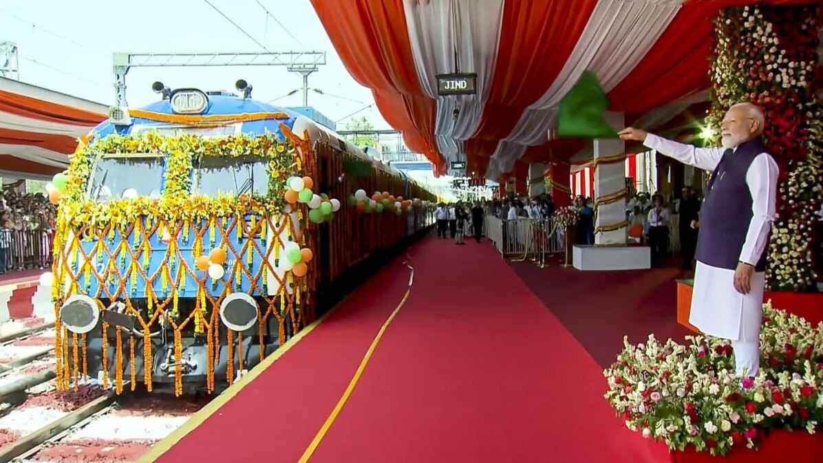 PM Modi Unveils India’s First Hydrogen Powered Passenger Train in Haryana