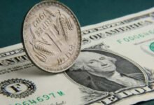 Indian Rupee Opens Lower Against US Dollar Amid Early Market Pressure