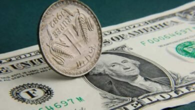 Indian Rupee Opens Lower Against US Dollar Amid Early Market Pressure