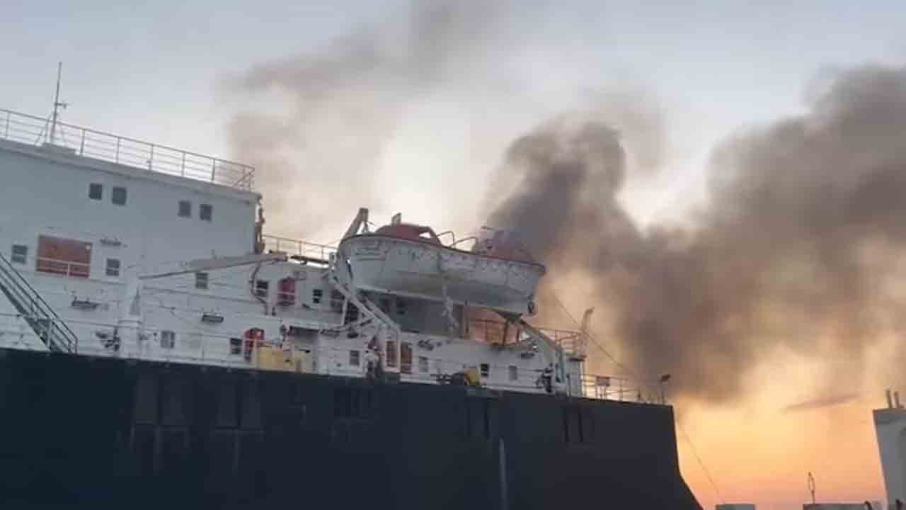 Thirteen Indian Sailors Remain Stranded Near Ukraine Port Amid Ongoing Attacks