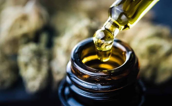 Five Arrested in Jubilee Hills as Police Seize Hash Oil Worth Rs 16 Lakh