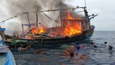 Kakinada Boat Fire Injures Two Fishermen: Boat Fire Off Kakinada Coast Leaves Two Fishermen Seriously Injured