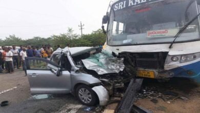 Nalgonda Road Accident: Four Killed in Nalgonda Road Accident After Car Collides With Travel Bus