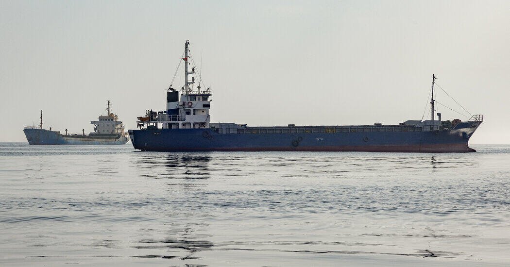 Oil Prices Slide as US Iran Tensions Ease and Strait of Hormuz Outlook Improves