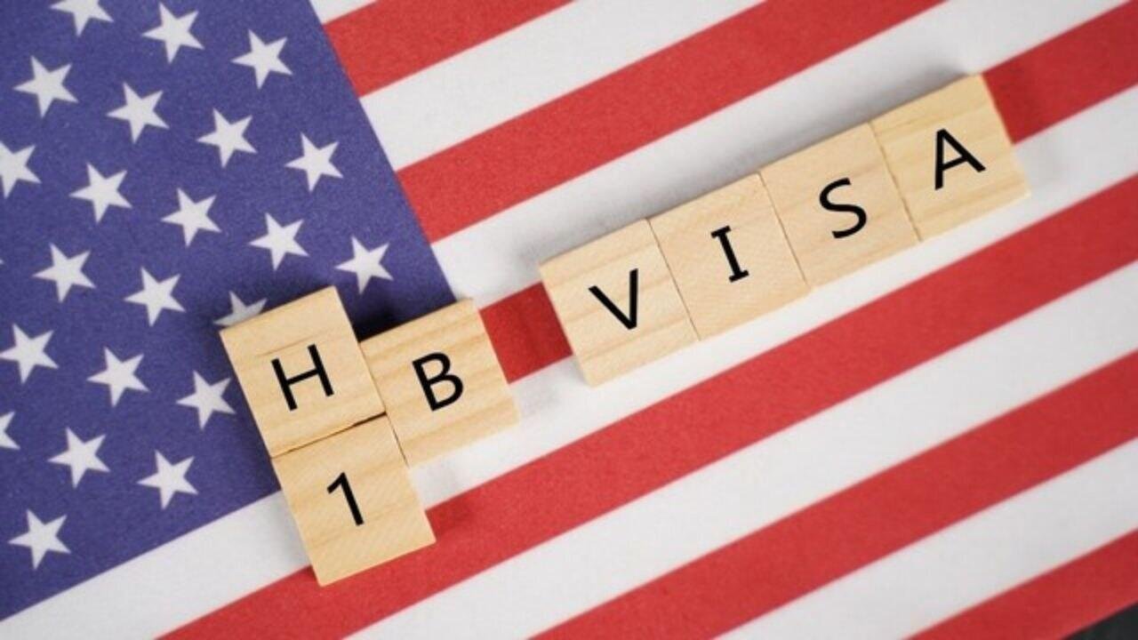 US Appeals Court Keeps Block on Proposed One Hundred Thousand Dollar H1B Visa Fee
