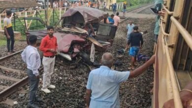 School Van Hit by Train in West Bengal, Three Killed in Crossing Accident