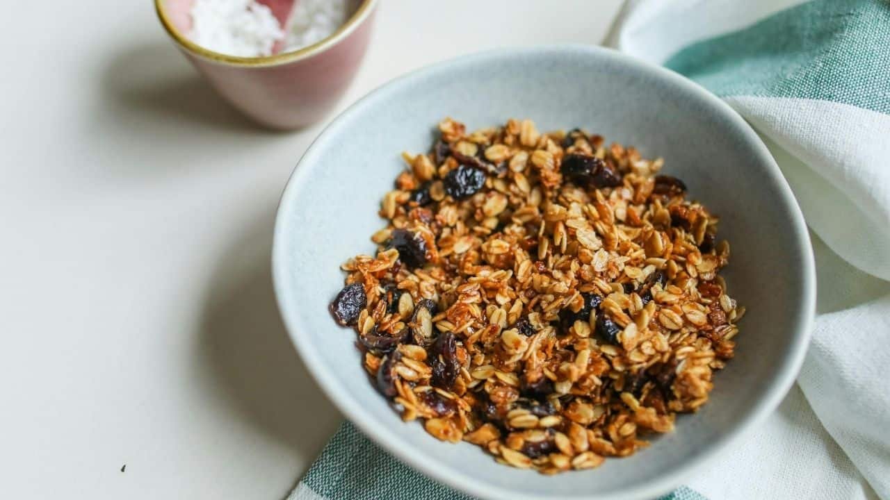 Morning Oats for Breakfast Can Offer Several Health Benefits