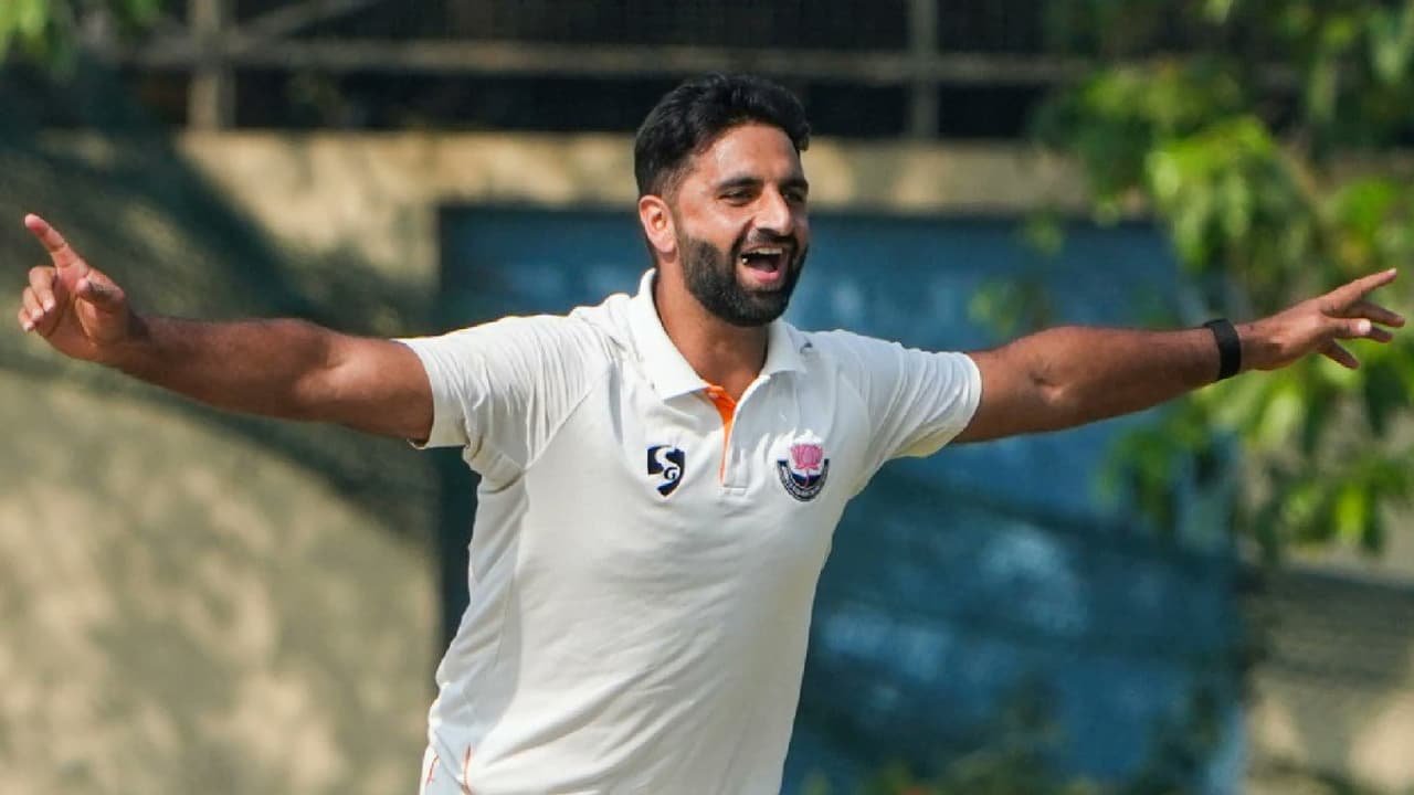 Auqib Nabi Replaces Jasprit Bumrah for India Test Series Against Sri Lanka