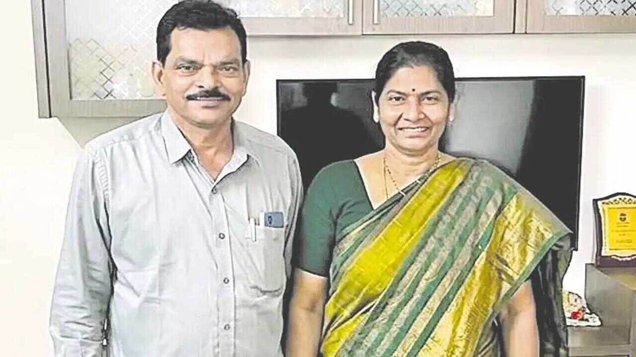 Andhra Family Tragedy: Panchayat Raj Engineer Dies in Godavari