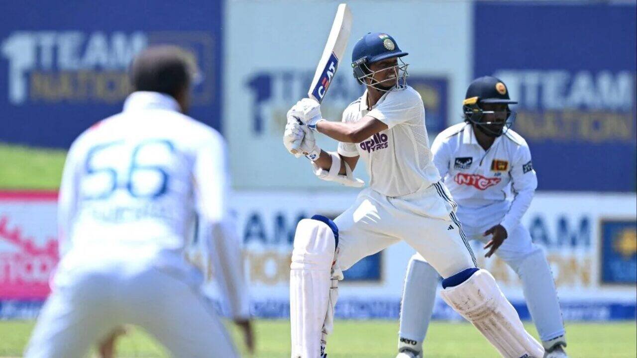 Jaiswal Falls for Duck: Yashasvi Jaiswal Falls for Duck in Fourth Day First Over