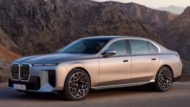 BMW i7 Facelift Launched in India With 728km Range and 8K Theatre Screen