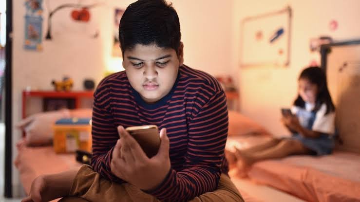 Excessive Instagram Reels May Affect Sleep,Eye And Concentration