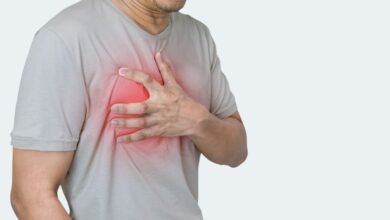 Heart Attack Warning Signs and the First Step to Take