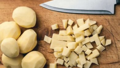 Simple Kitchen Tips to Stop Cut Potatoes From Turning Dark