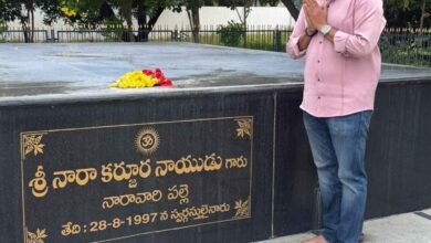 Bandla Ganesh Pays Tribute at Chandrababu’s Parents’ Memorial