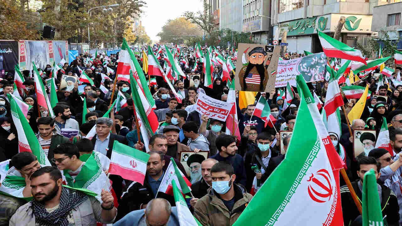 Iran Rally: Hundreds of Thousands Take to Streets Against the US