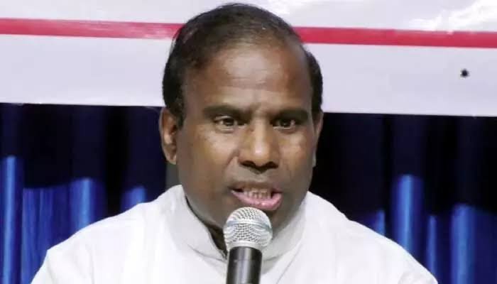 K A Paul Offers Konda Surekha a Political Alternative
