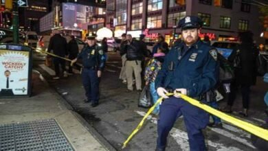 Times Square Knife Attack: Knife Attack in New York Times Square Leaves One Dead
